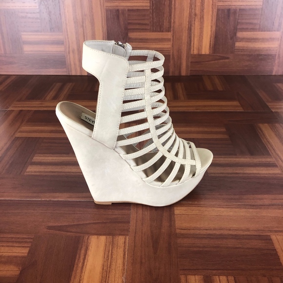 Steve Madden Shoes - Steve Madden Xpert Bone Wedge Sandal